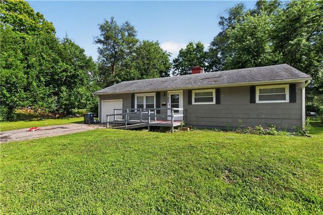 11403 Winchester Avenue, Kansas City, MO 64134