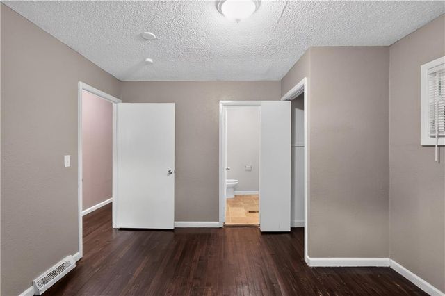 11403 Winchester Avenue, Kansas City, MO 64134