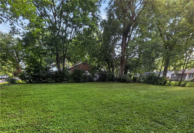 11403 Winchester Avenue, Kansas City, MO 64134