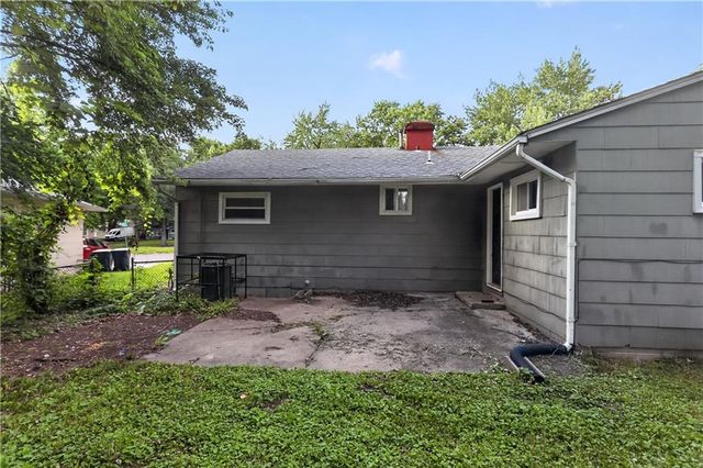 11403 Winchester Avenue, Kansas City, MO 64134