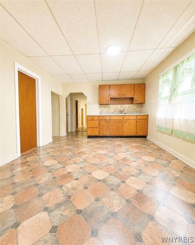 301 Davey Street, Buffalo, NY 14206