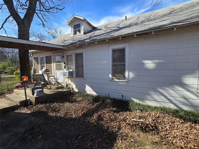 453 W Main Street, Ranger, TX 76470