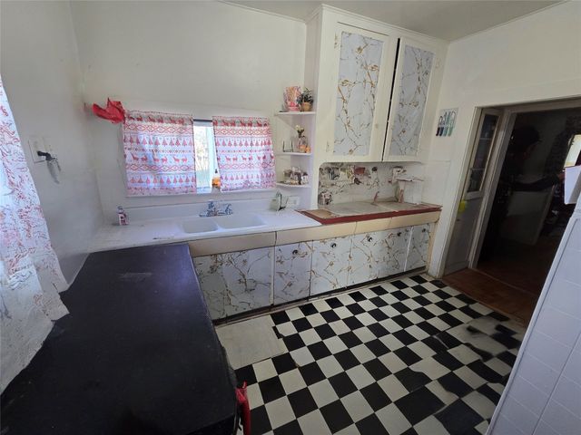 453 W Main Street, Ranger, TX 76470