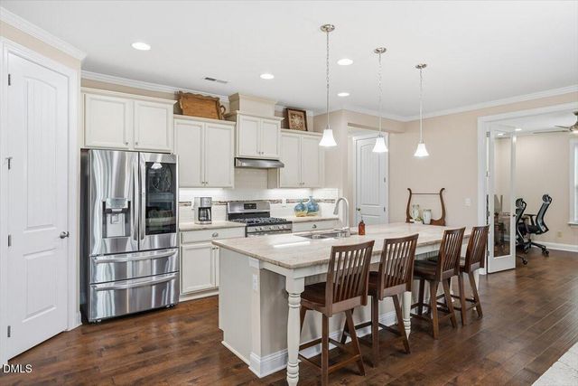 1324 Pulitzer Lane, Durham, NC 27703