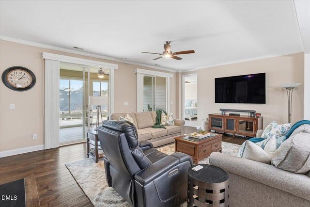 1324 Pulitzer Lane, Durham, NC 27703