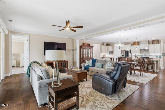 1324 Pulitzer Lane, Durham, NC 27703