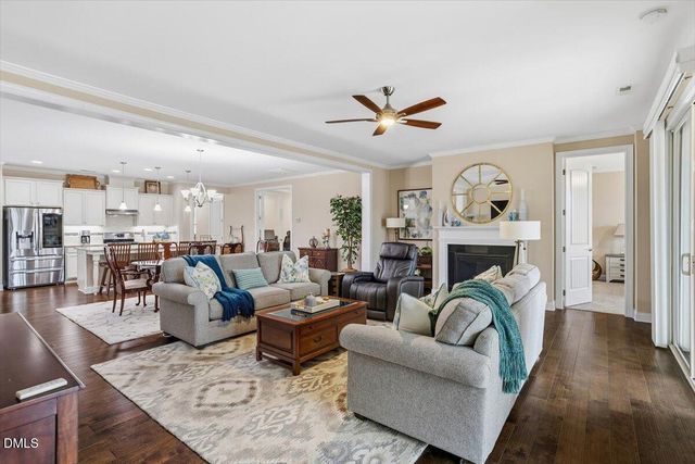 1324 Pulitzer Lane, Durham, NC 27703