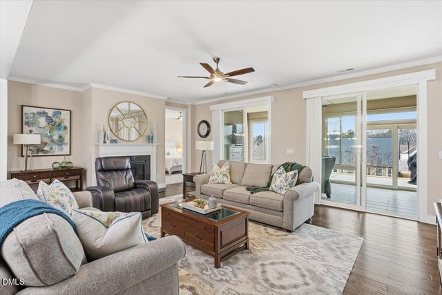 1324 Pulitzer Lane, Durham, NC 27703