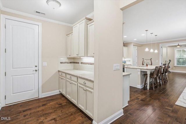 1324 Pulitzer Lane, Durham, NC 27703