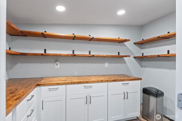 1705 36th Street, Anacortes, WA 98221