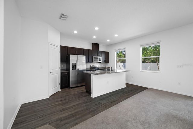 2918 LINDELL AVENUE, Tampa, FL 33610