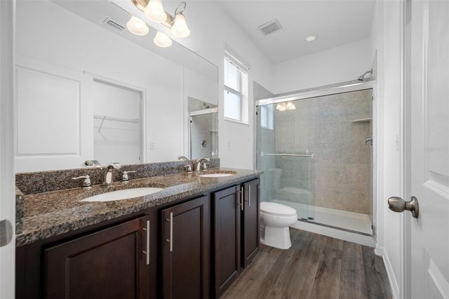 2918 LINDELL AVENUE, Tampa, FL 33610