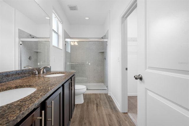 2918 LINDELL AVENUE, Tampa, FL 33610