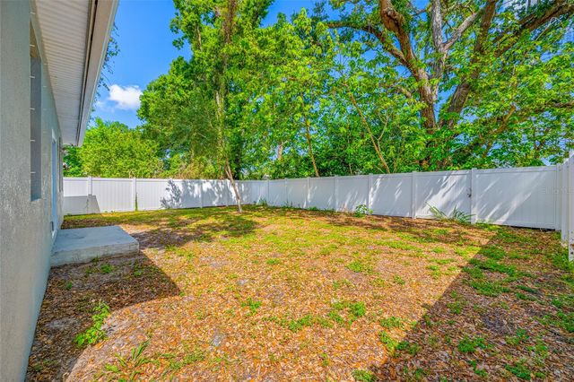 2918 LINDELL AVENUE, Tampa, FL 33610