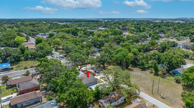 2918 LINDELL AVENUE, Tampa, FL 33610