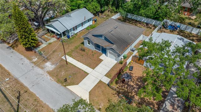 2918 LINDELL AVENUE, Tampa, FL 33610