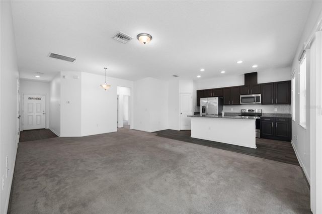 2918 LINDELL AVENUE, Tampa, FL 33610