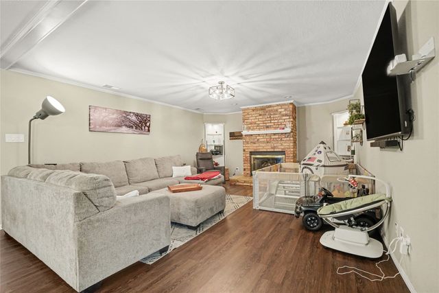 325 Clary Drive, Mesquite, TX 75149