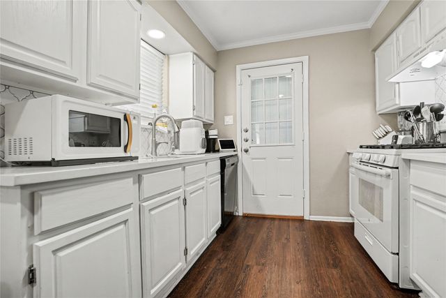 325 Clary Drive, Mesquite, TX 75149