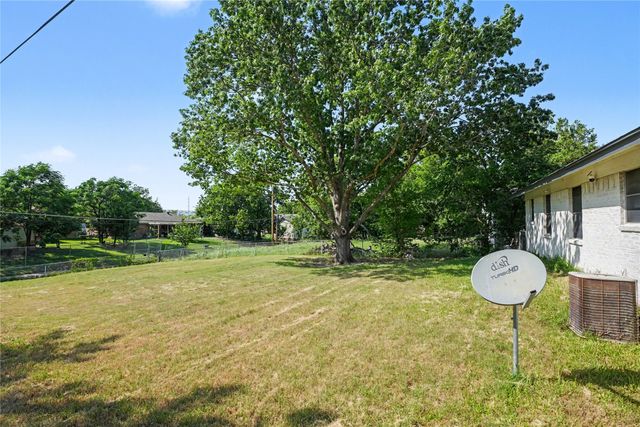 325 Clary Drive, Mesquite, TX 75149