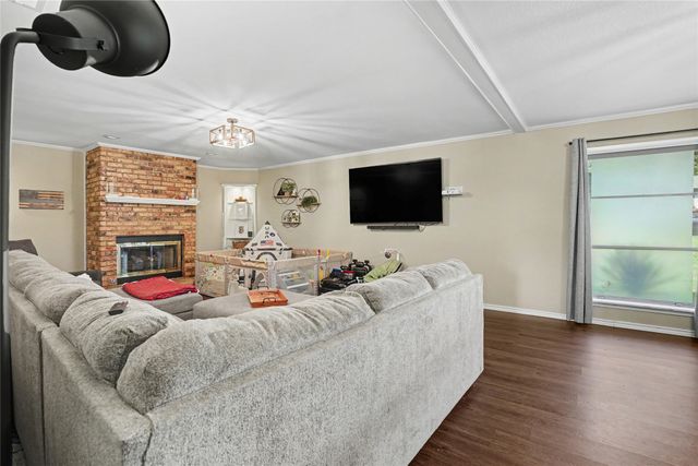325 Clary Drive, Mesquite, TX 75149
