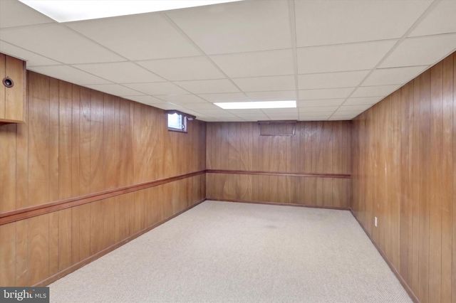 523 BEAN BLOSSOM DR, Lancaster, PA 17603