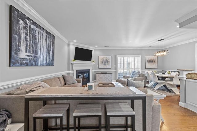 1017 Draketail LN, Virginia Beach, VA 23451