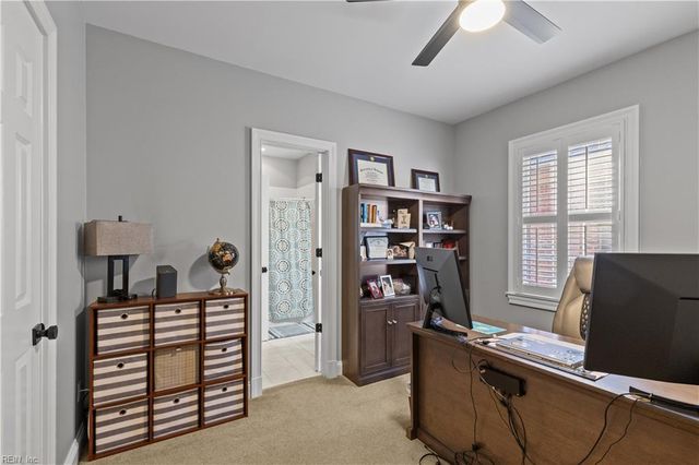 1017 Draketail LN, Virginia Beach, VA 23451