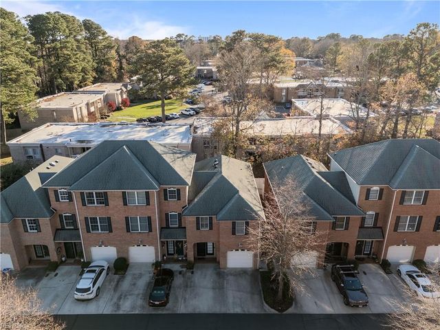 1017 Draketail LN, Virginia Beach, VA 23451