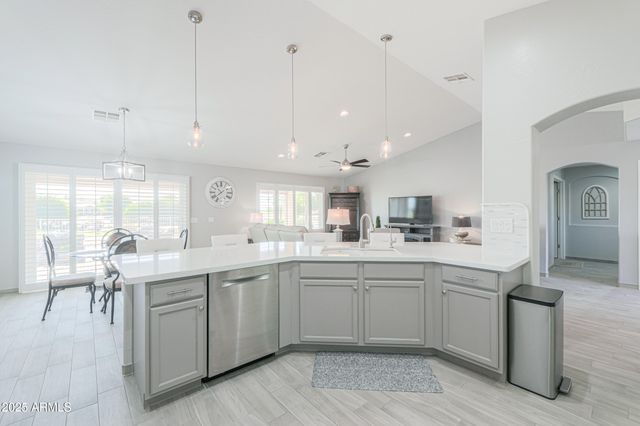 2353 E SANTIAGO Trail, Casa Grande, AZ 85194