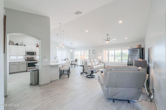 2353 E SANTIAGO Trail, Casa Grande, AZ 85194