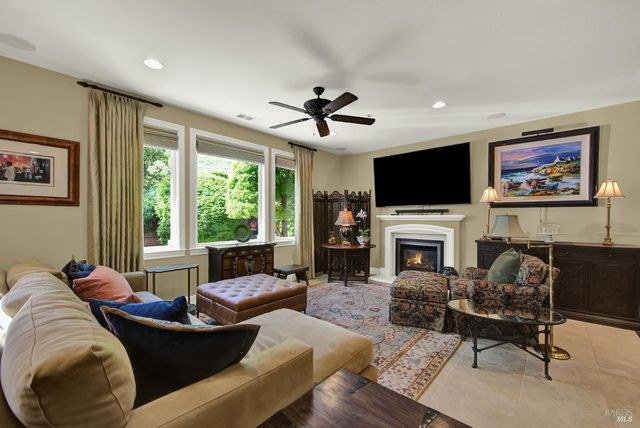 3413 Black Mountain Ct, Fairfield, CA 94534