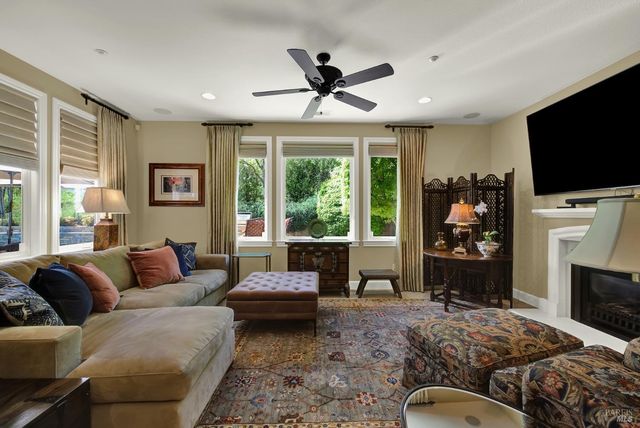 3413 Black Mountain Ct, Fairfield, CA 94534