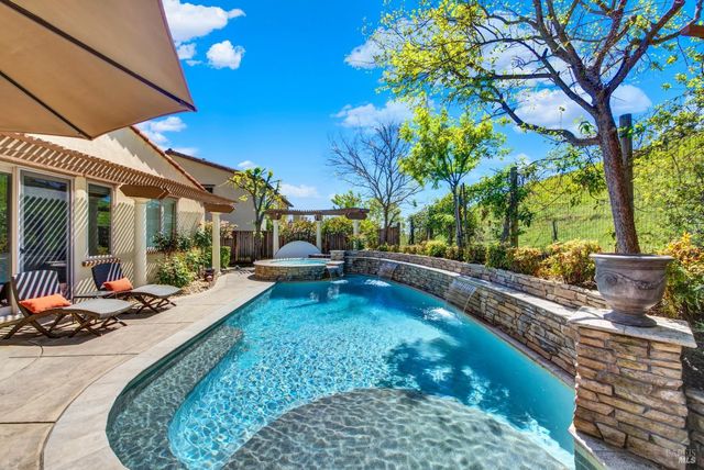 3413 Black Mountain Ct, Fairfield, CA 94534