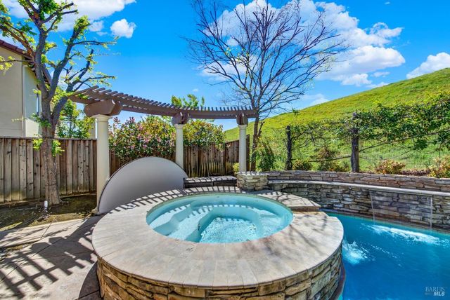 3413 Black Mountain Ct, Fairfield, CA 94534