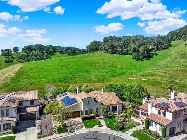 3413 Black Mountain Ct, Fairfield, CA 94534