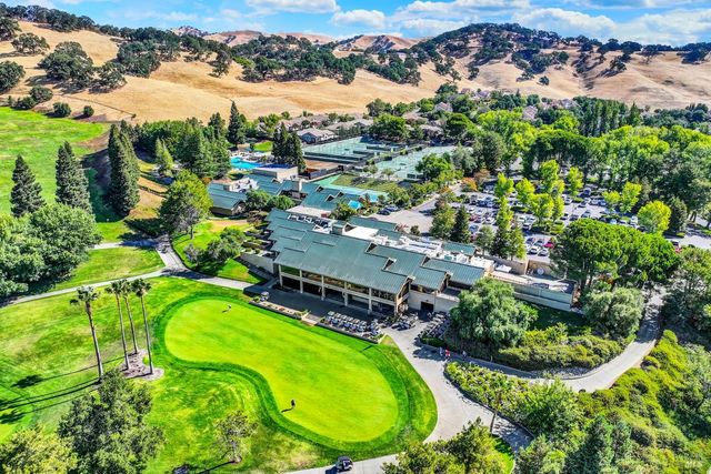 3413 Black Mountain Ct, Fairfield, CA 94534