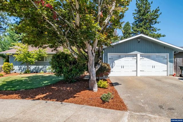 1077 Munkers Ct SE, Salem, OR 97317