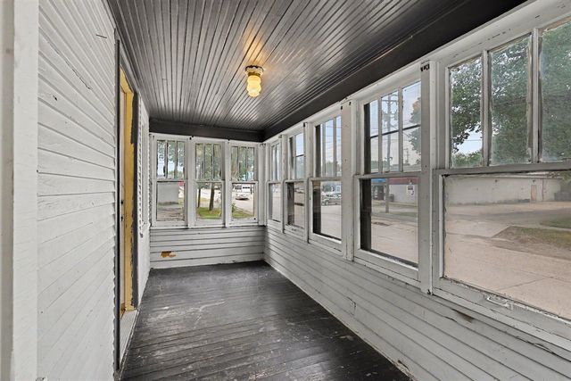 1768 Henry Street, Muskegon, MI 49441