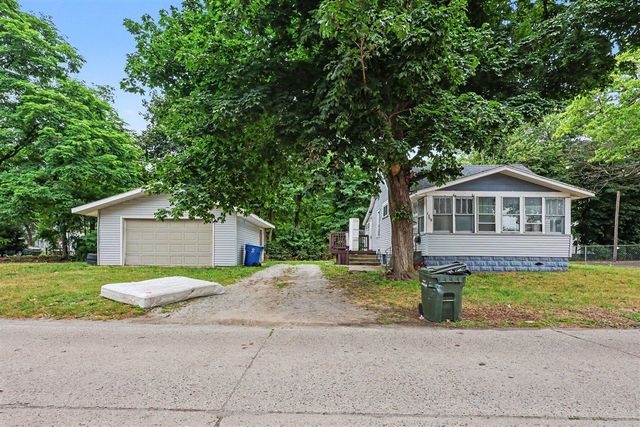 1768 Henry Street, Muskegon, MI 49441