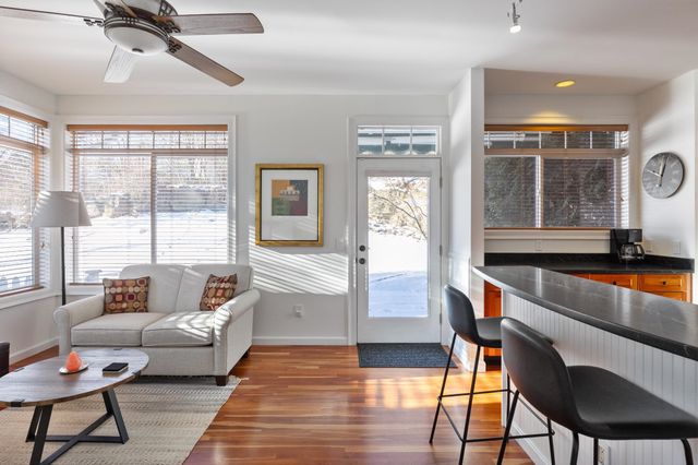 237 Park Road, South Burlington, VT 05403