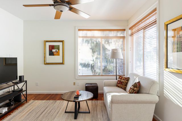 237 Park Road, South Burlington, VT 05403