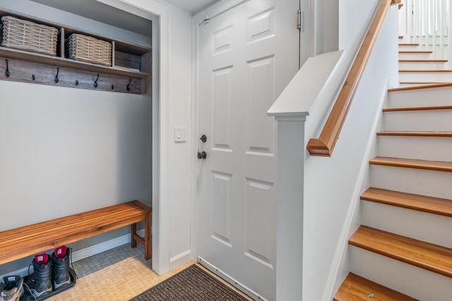 237 Park Road, South Burlington, VT 05403