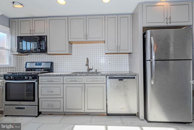 7845 SAINT PATRICIA LN, Dundalk, MD 21222