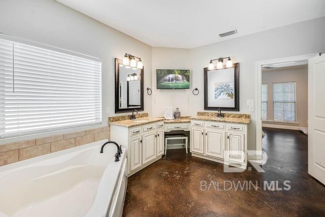 4686 Pine Avenue, Saraland, AL 36571