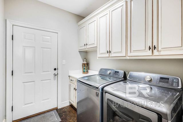 4686 Pine Avenue, Saraland, AL 36571