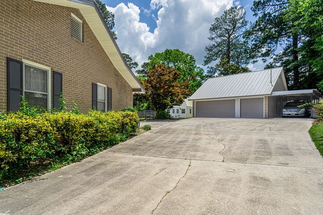 1709 Ashwood Court, Columbus, GA 31904