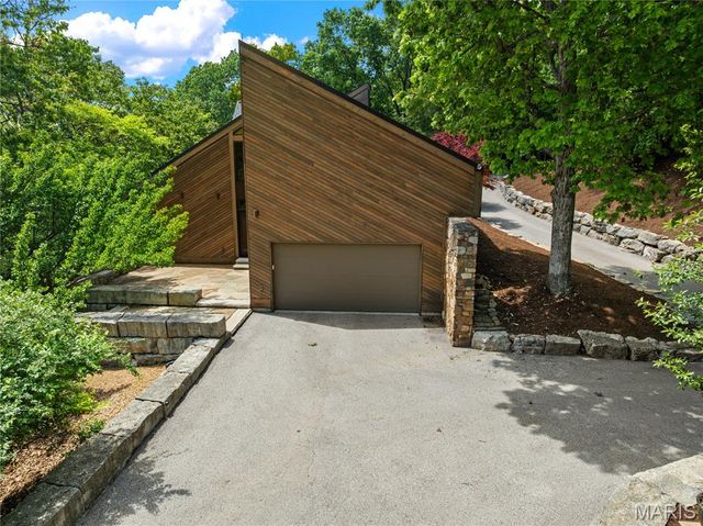 1602 Wolf Trail Road, Wildwood, MO 63021