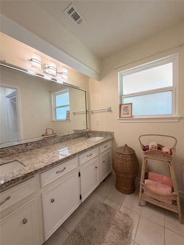 1402 Trailwood Village Drive, Houston, TX 77339