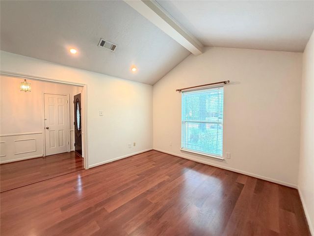 1402 Trailwood Village Drive, Houston, TX 77339